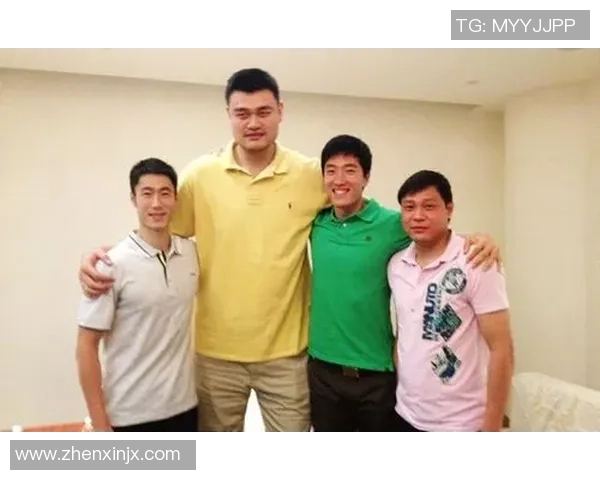 范志毅与姚明意外相遇分享运动人生感悟引发热议 范志毅与姚明意外相遇分享运动人生感悟引发热议