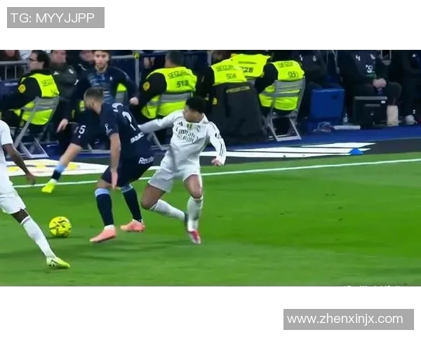 西甲激战曼联逆转尤文图斯帽子戏法引发争议判罚全场沸腾 西甲激战曼联逆转尤文图斯帽子戏法引发争议判罚全场沸腾