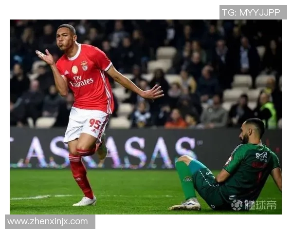 德甲焦点战:本菲卡与波尔图激战成平局乌龙球引发全场热议 德甲焦点战:本菲卡与波尔图激战成平局乌龙球引发全场热议