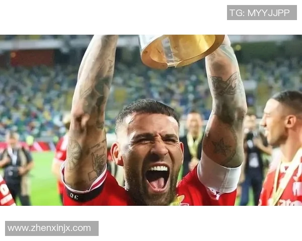 中超精彩对决里昂大胜本菲卡帽子戏法引发争议判罚热议