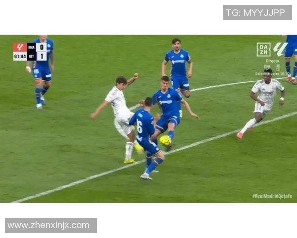 意甲赛场惊现冷门皇马小胜热刺引发争议判罚引爆全场气氛