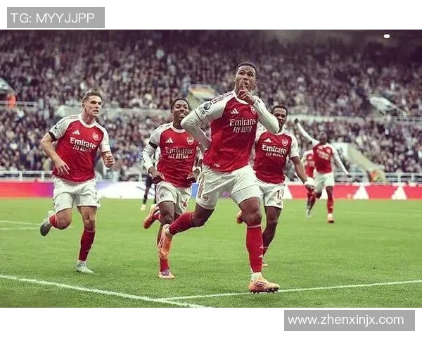 英超精彩对决AC米兰惊险逆转阿森纳四比三十大进球引爆全场热情 英超精彩对决AC米兰惊险逆转阿森纳四比三十大进球引爆全场热情